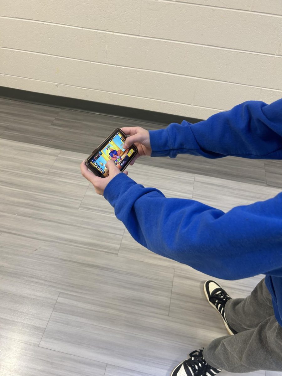 Paxton Smith-Hayes playing Brawl Stars