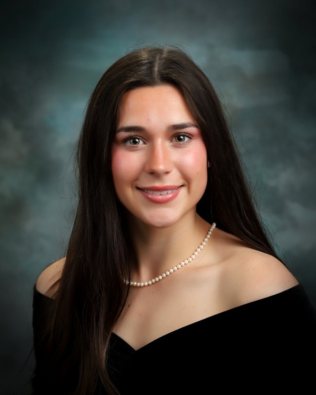 Addyson Ayer's Senior Picture.